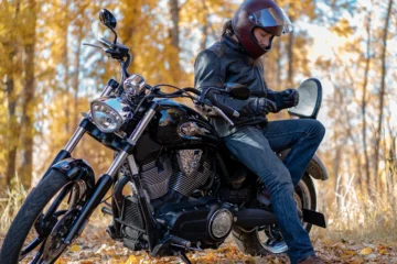 A Guide to Summer vs. Winter Motorcycle Apparels