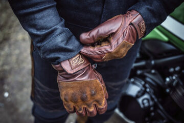 How to Choose the Perfect Motorcycle Gloves