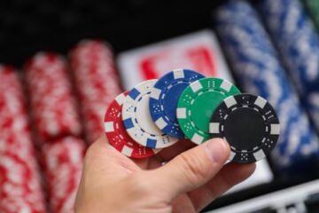 Suit ‘Em Up Blackjack Ozwin Casino Side Bet Review 2026